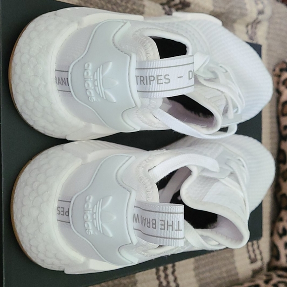 Adidas - Picture 4 of 7